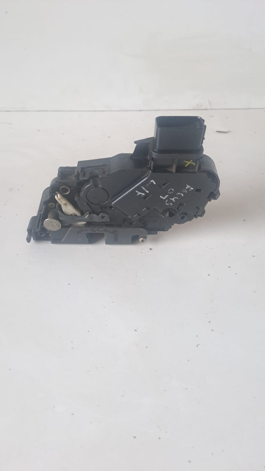 fiesta, kuga, focus, figo, echo sport, door locks - Private Seller fiesta, kuga, focus, figo, echo sport, door locks - Private Seller