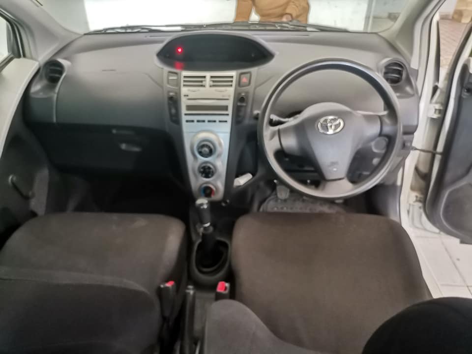 Used Toyota Yaris 1.3 5-door T3 - Private Seller Used Toyota Yaris 1.3 5-door T3 - Private Seller