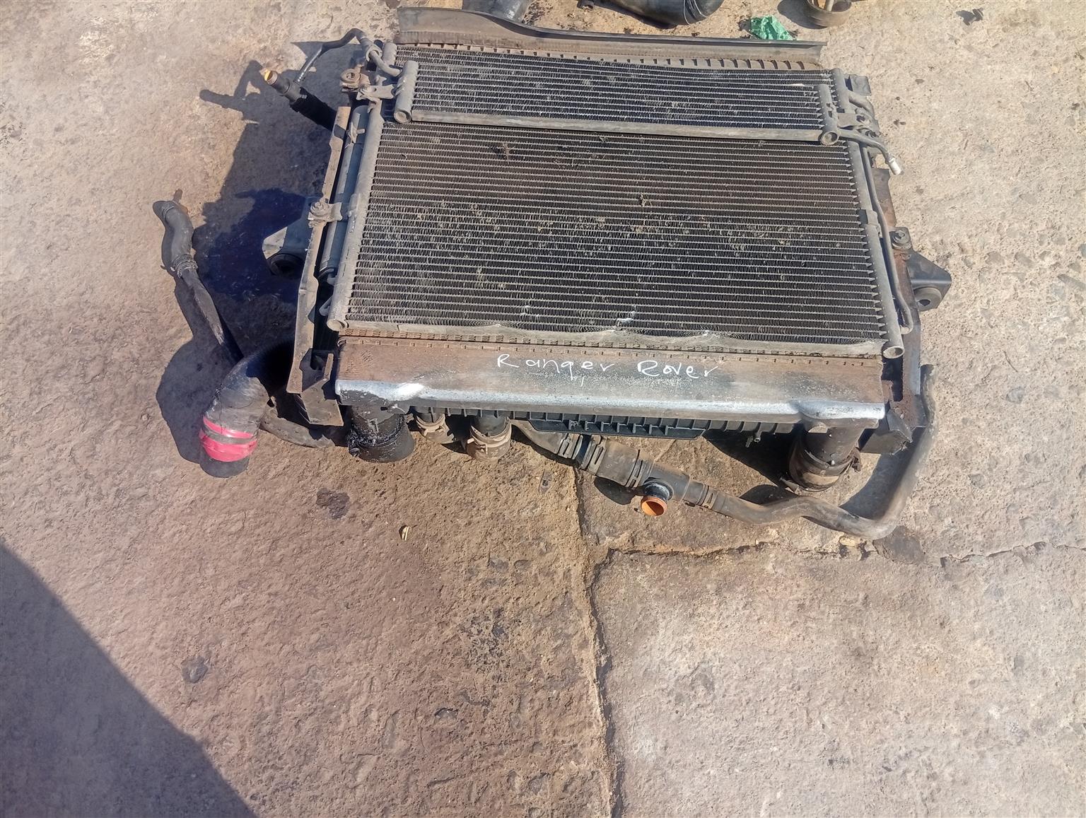 2008 Land rover range rover water radiator water radiator set - Private Seller 2008 Land rover range rover water radiator water radiator set - Private Seller