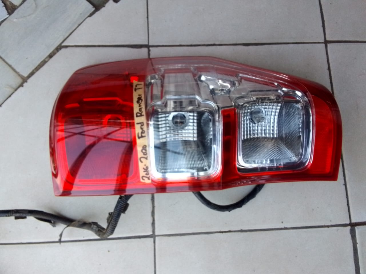 (2016-2020) FORD RANGER T7 RIGHT SIDE REAR TAILIGHT FOR SALE - Private Seller (2016-2020) FORD RANGER T7 RIGHT SIDE REAR TAILIGHT FOR SALE - Private Seller