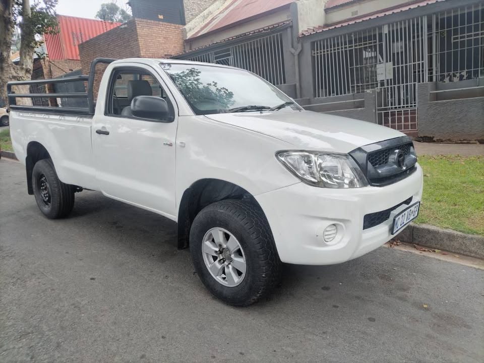 2011 Toyota hilux single cab 2.5 d4d 4X4