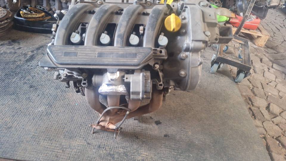 Renault clio 2 engine available - Private Seller Renault clio 2 engine available - Private Seller