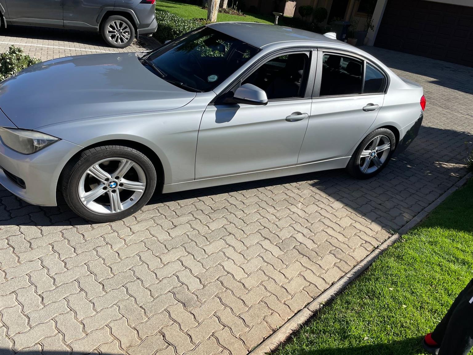 New 2014 BMW 3 Series 320i - Private Seller New 2014 BMW 3 Series 320i - Private Seller