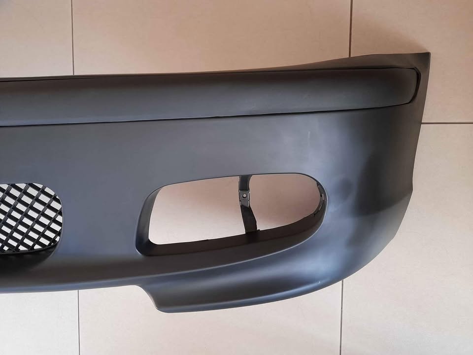 BMW E46 INDIVIDUAL BRAND NEW PLASTIC FRONT BUMPERS FORSALE