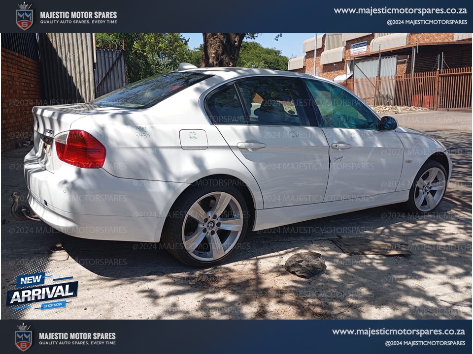 Bmw 330i stripping for used spares used parts