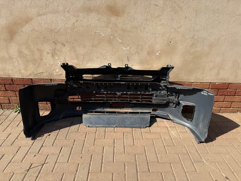 Toyota Quantum Front Bumper - Private Seller Toyota Quantum Front Bumper - Private Seller
