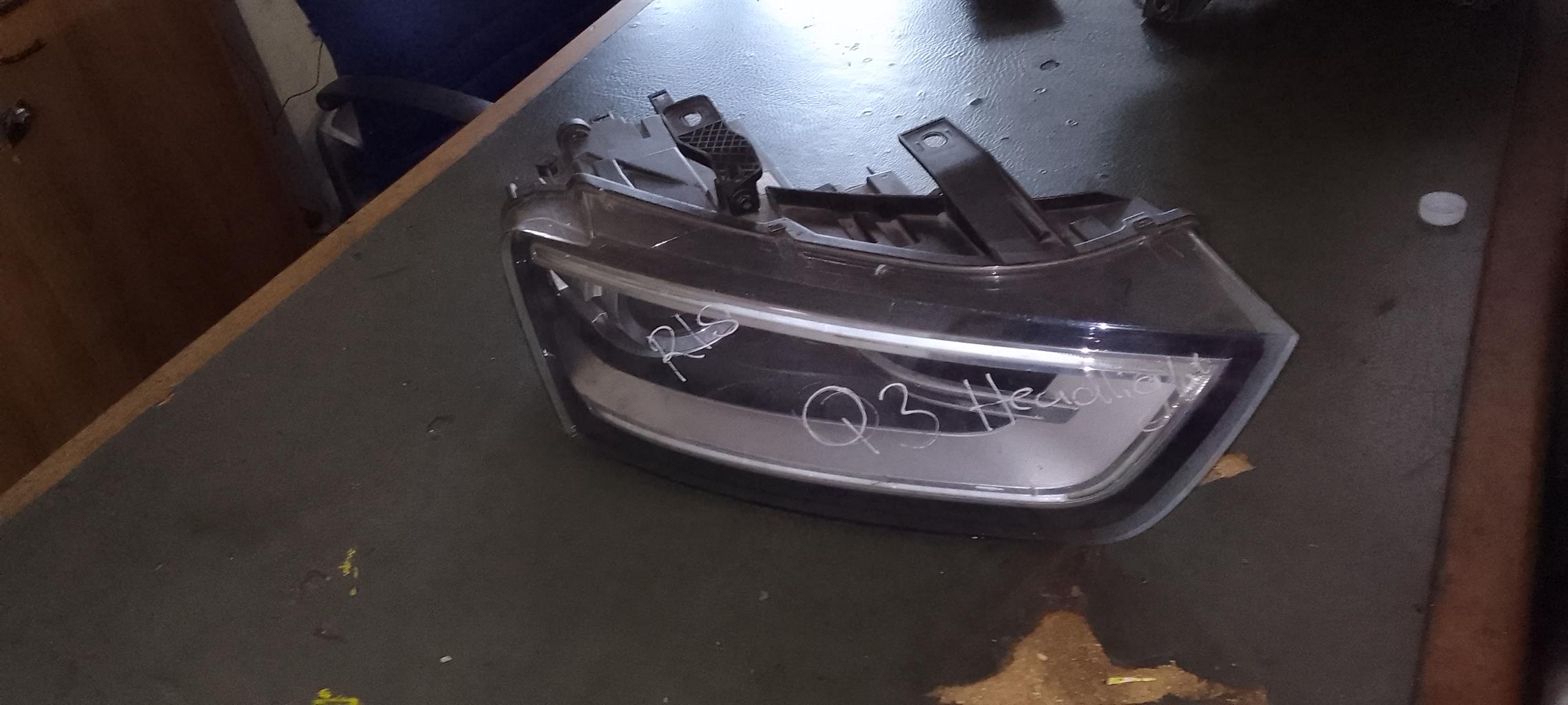 Audi Q3 RHS Headlight for SALE - Private Seller Audi Q3 RHS Headlight for SALE - Private Seller