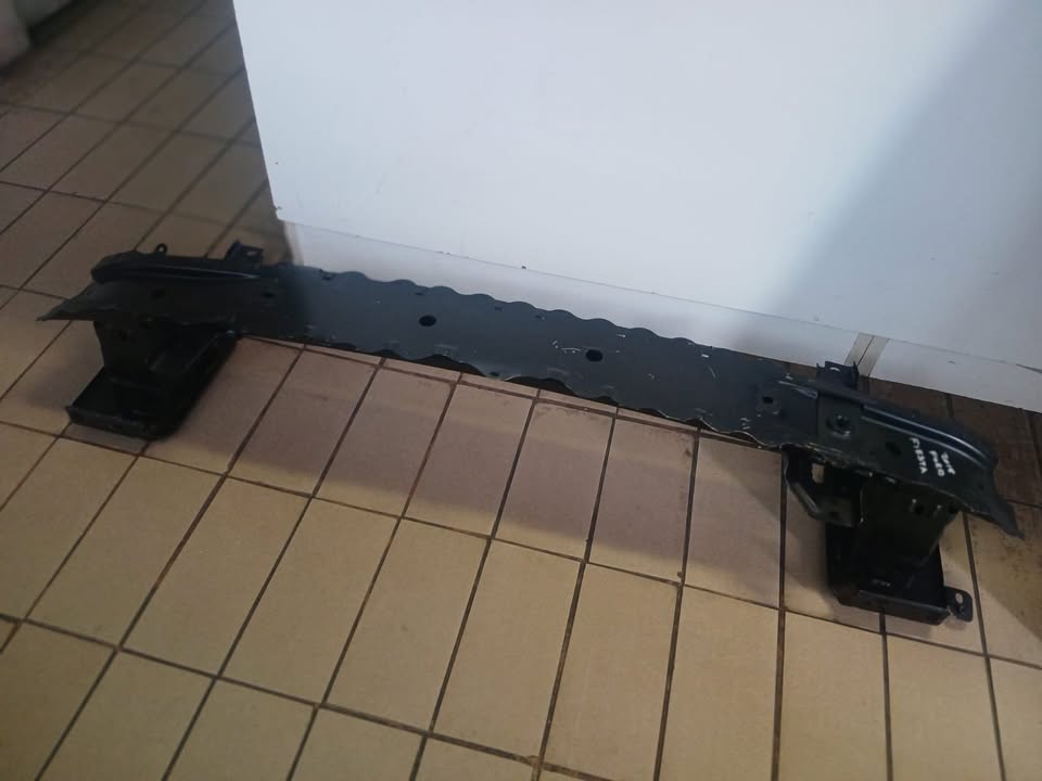 2014 FORD FIESTA FRONT STIFFENER - Private Seller 2014 FORD FIESTA FRONT STIFFENER - Private Seller