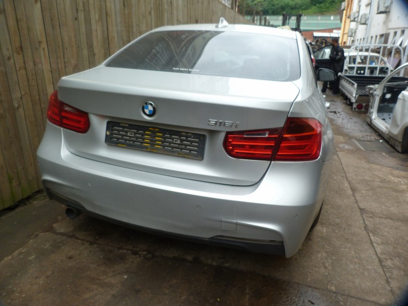 BMW 316i AT F30 - 2015 SPARES - Private Seller BMW 316i AT F30 - 2015 SPARES - Private Seller