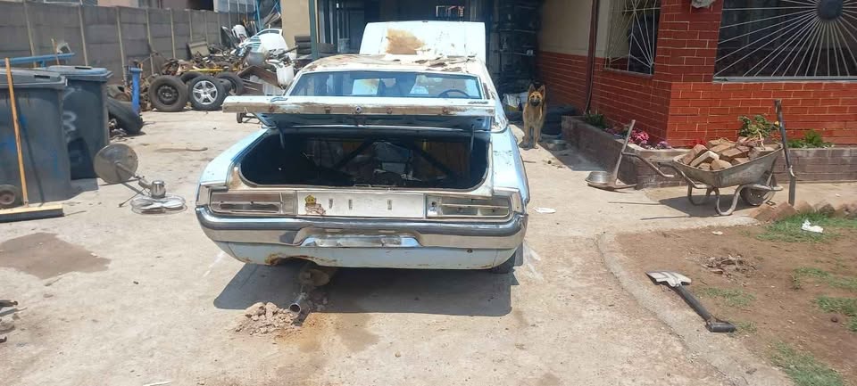 Ford mk1 Granada 3.0L v6 automatic gearbox stripping complete granada call or whatsapp Pretoria engi - Private Seller Ford mk1 Granada 3.0L v6 automatic gearbox stripping complete granada call or whatsapp Pretoria engi - Private Seller