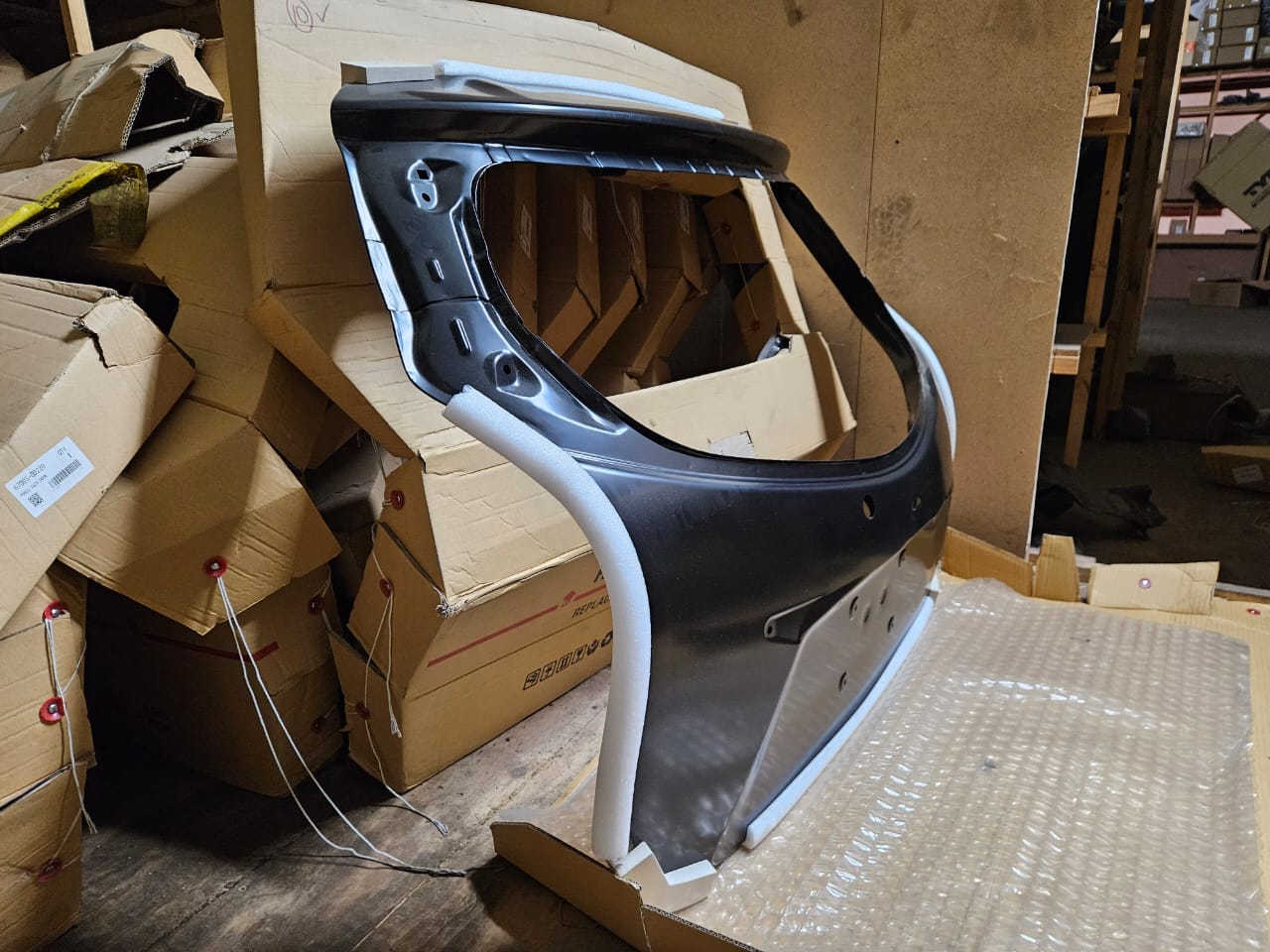 New Toyota Yaris Tailgate - Private Seller New Toyota Yaris Tailgate - Private Seller