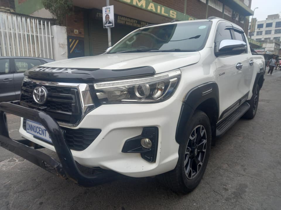 2018 TOYOTA HILUX 2.4GD6 MANUAL 4X4, DOUBLE CAB, WHITE COLOUR