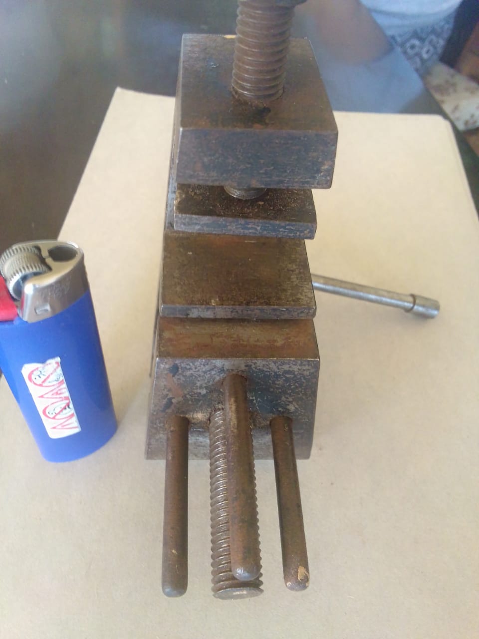 Modelers Bench vice | Junk Mail Marketplace