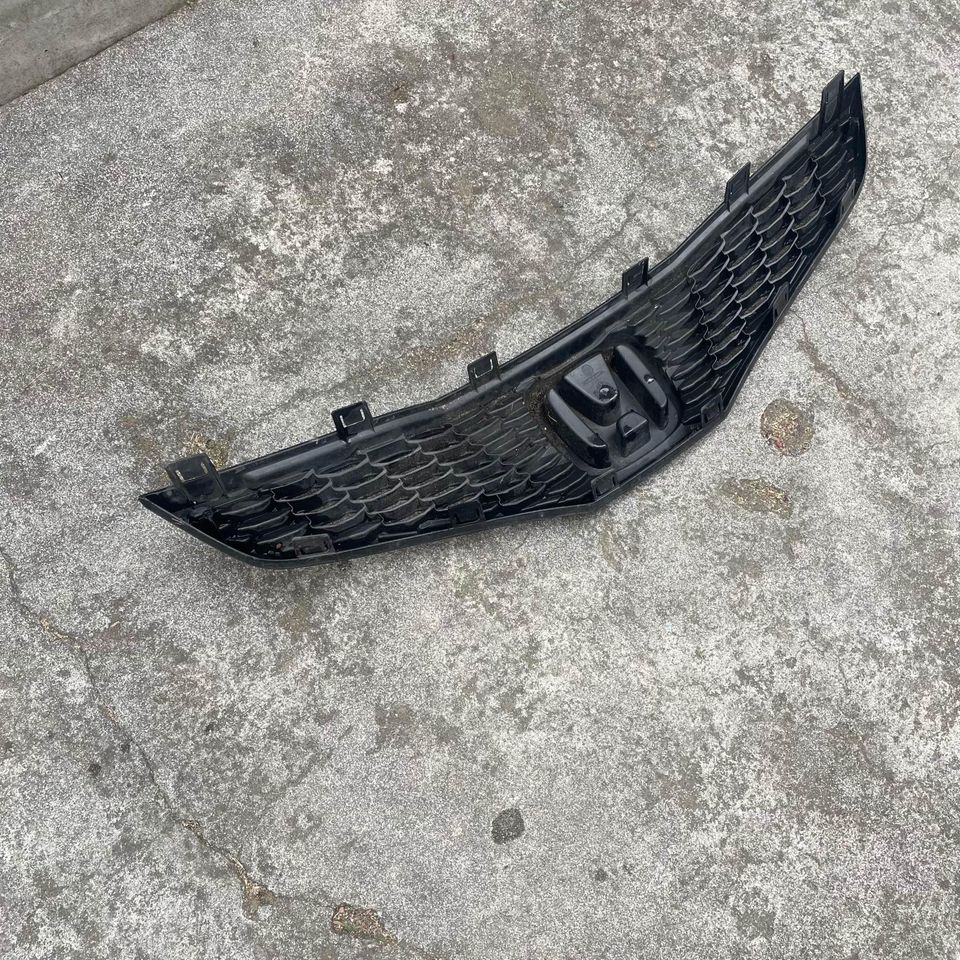Honda Jazz Main Grill - Private Seller Honda Jazz Main Grill - Private Seller