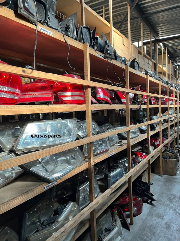 Used Headlights For Jeep, Chrysler And Dodge Vehicles - Private Seller Used Headlights For Jeep, Chrysler And Dodge Vehicles - Private Seller