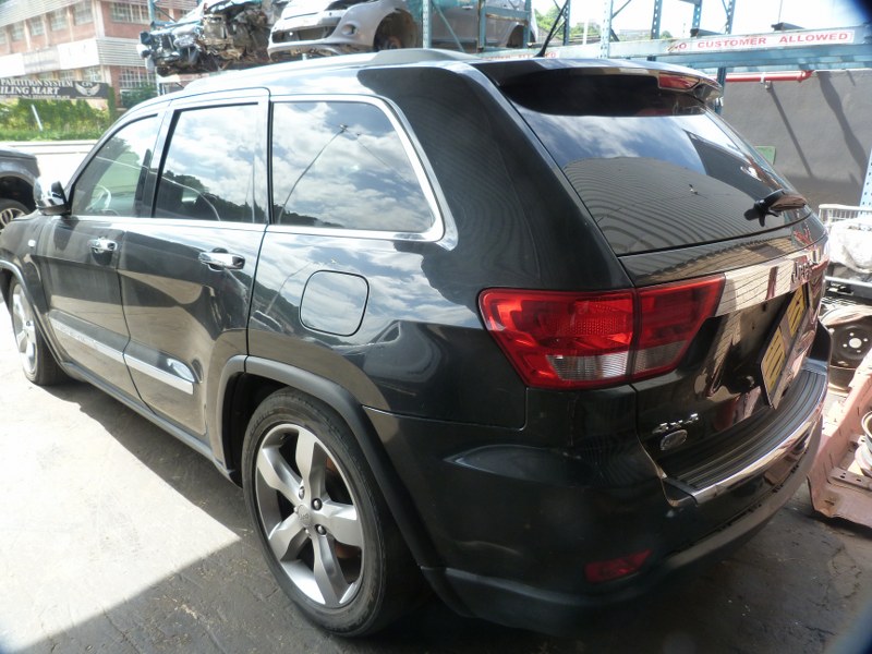 Jeep Grand Cherokee 3.6 4X4 Overland AT Black - 2012 STRIPPING FOR SPARES - Private Seller