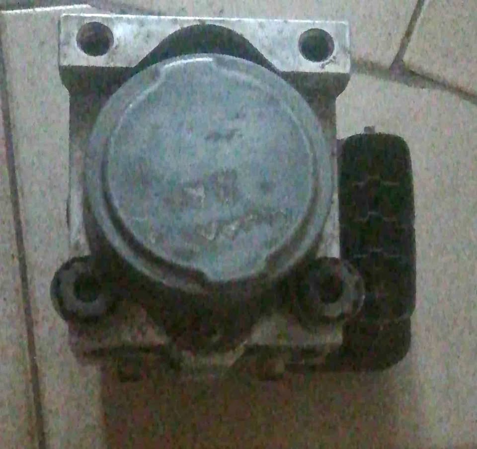 Toyota Quantum 2KD abs pump