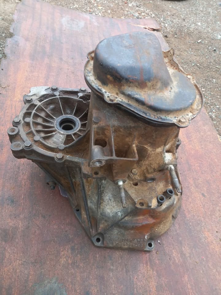 FORD ROCAM 1.3/1.6 5 SPEED GEARBOX - Private Seller