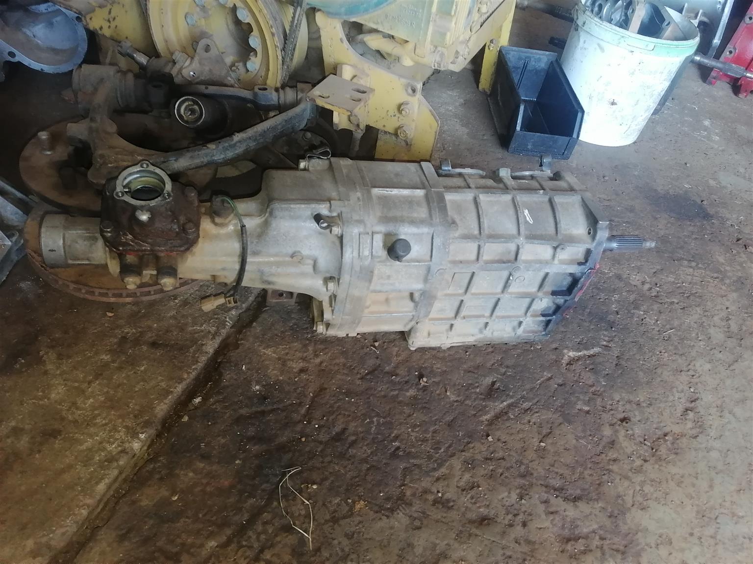 Ford ranger wL 2x4 gear for sale - Private Seller