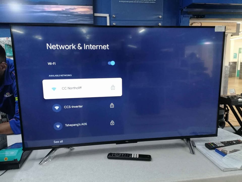 TCL 43" SMART TV
