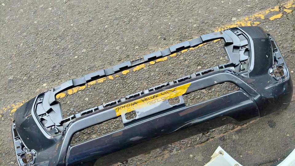 Toyota Hilux GD6 bumper 2025 - Private Seller Toyota Hilux GD6 bumper 2025 - Private Seller