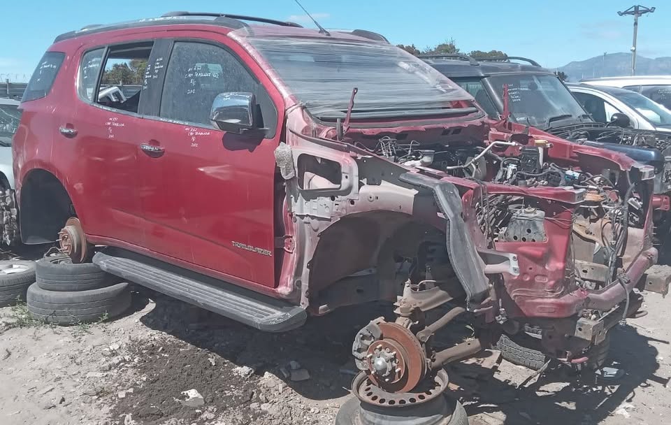 Chev Trailblazer 2012 stripping for spares - Private Seller Chev Trailblazer 2012 stripping for spares - Private Seller