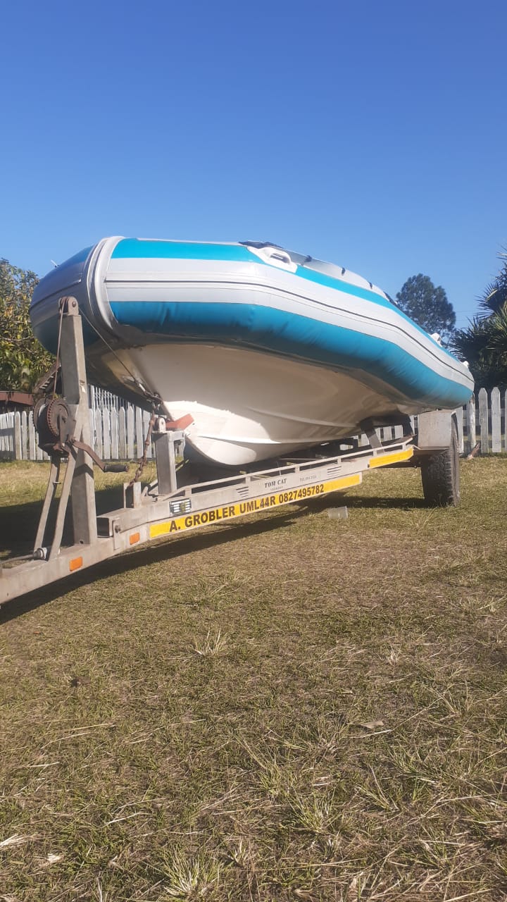 Duck for sale new pontoons.fitted with 85 yamaha with trim and tilt.start fitst 
