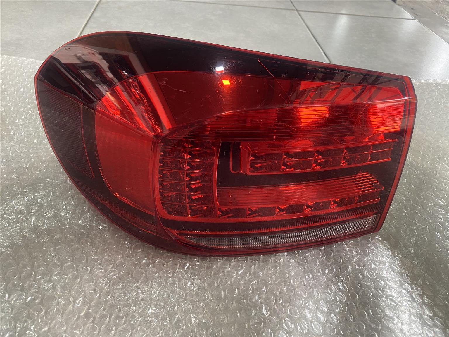 2016 VW TIGUAN LED TAIL LIGHT LEFT SIDE FOR SALE. IN PRISTINE CONDITION - Private Seller 2016 VW TIGUAN LED TAIL LIGHT LEFT SIDE FOR SALE. IN PRISTINE CONDITION - Private Seller