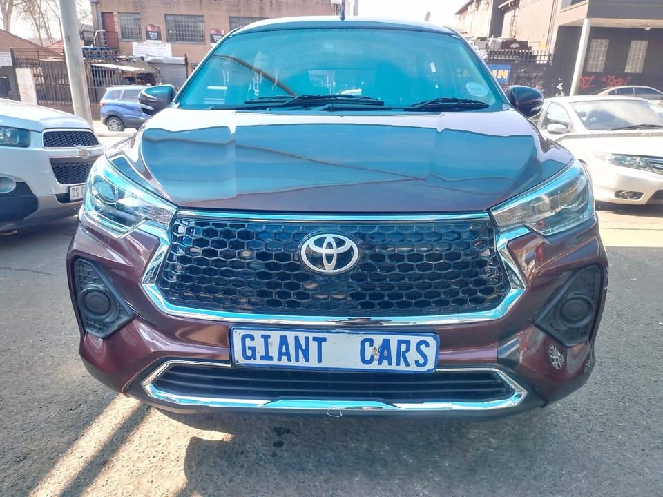 TOYOTA RUMION 1.5 2023