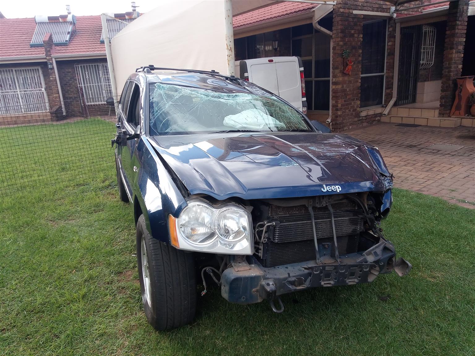 Jeep grand Cherokee hemi v8 5.7 stripping for spares for sale - Private Seller Jeep grand Cherokee hemi v8 5.7 stripping for spares for sale - Private Seller