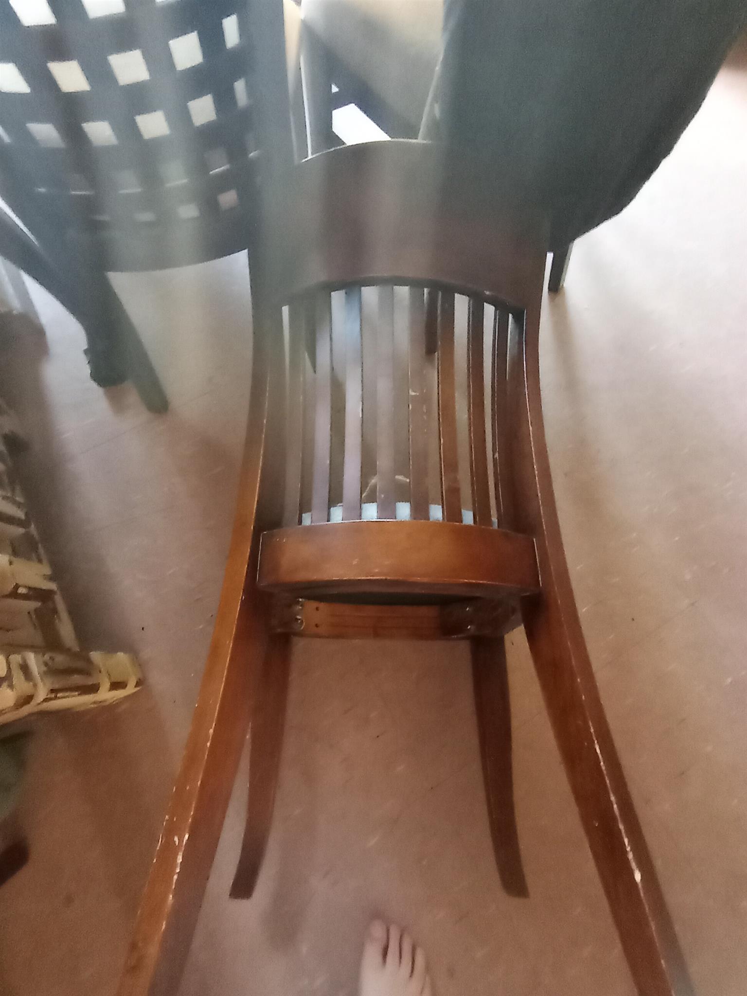 Old vintage tble