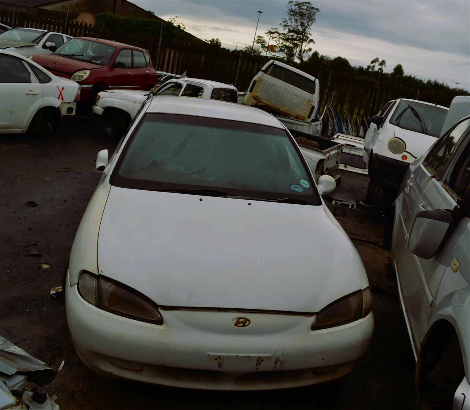 1997 Hyundai Elantra J2 1.6 - Stripping for Spares