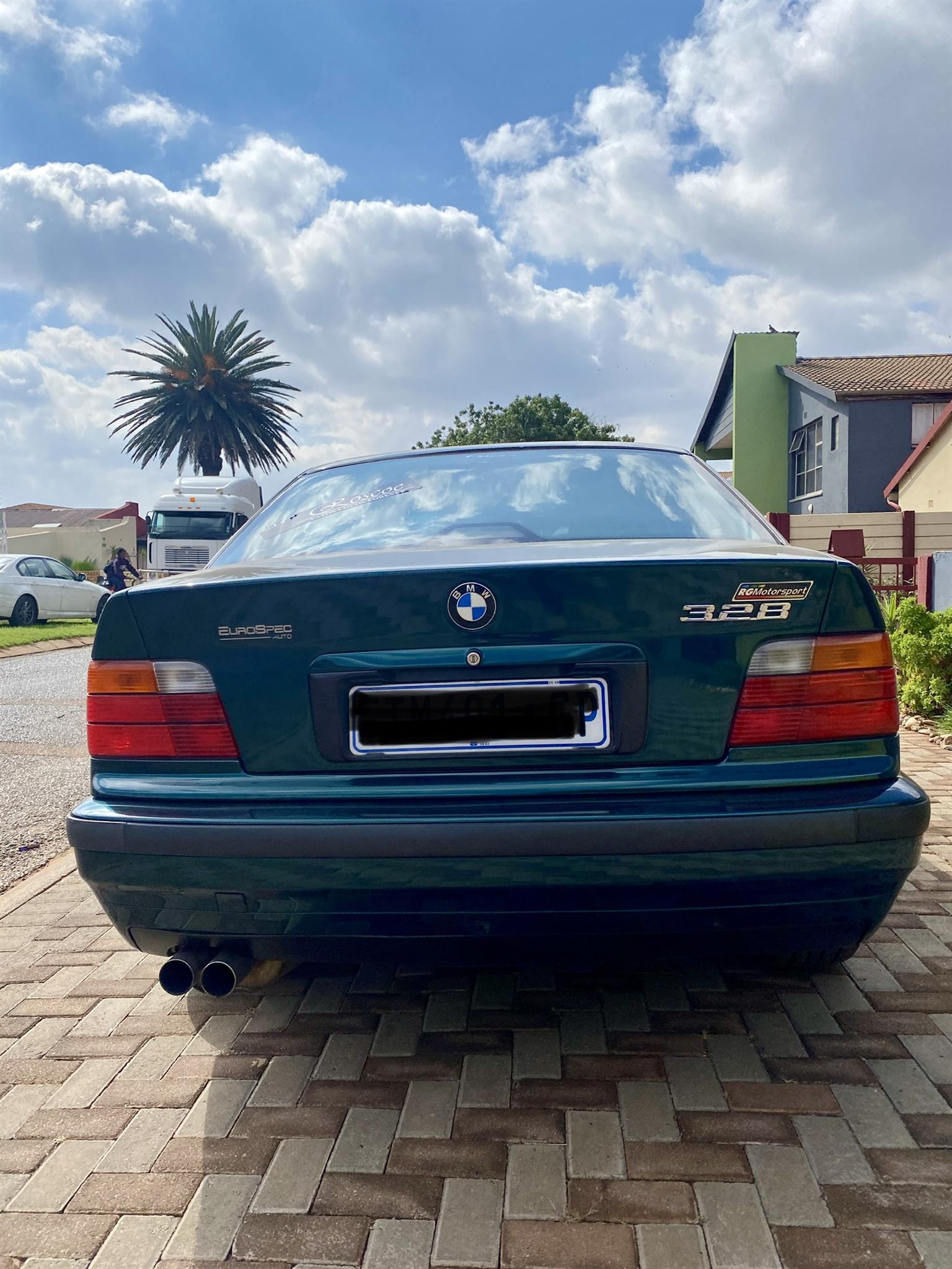 BMW E36 328i 