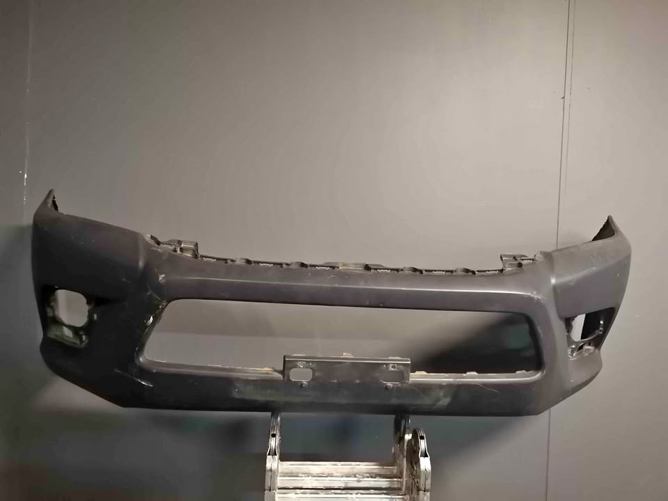 Toyota Hilux GD6 front bumper 2016-2018 - Private Seller Toyota Hilux GD6 front bumper 2016-2018 - Private Seller