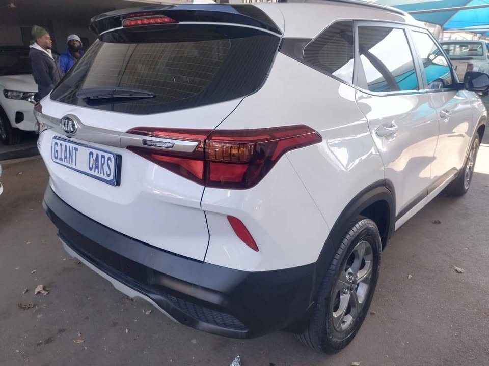 KIA SELTOS 1.2 automatic