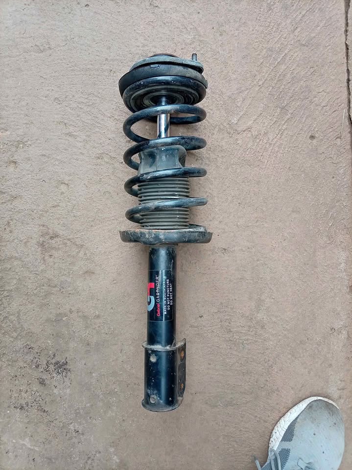 Opel Corsa coil spring shock - Private Seller Opel Corsa coil spring shock - Private Seller