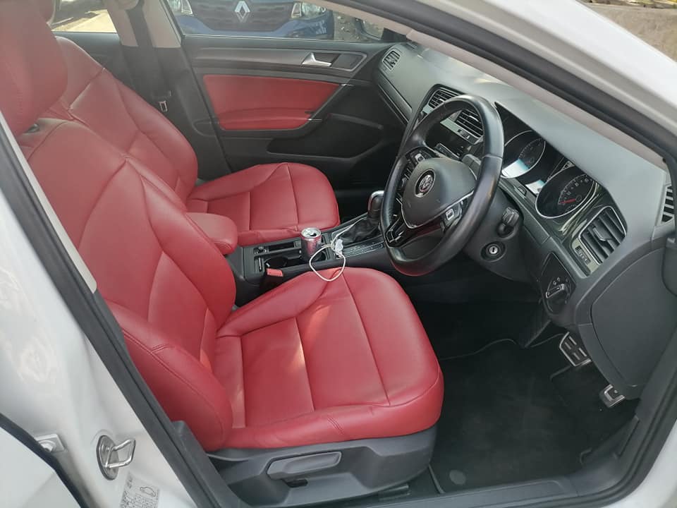 2020 Volkswagen Golf 7 1.4 TSI Rotorsport Turbo with a leather seat and Automatic