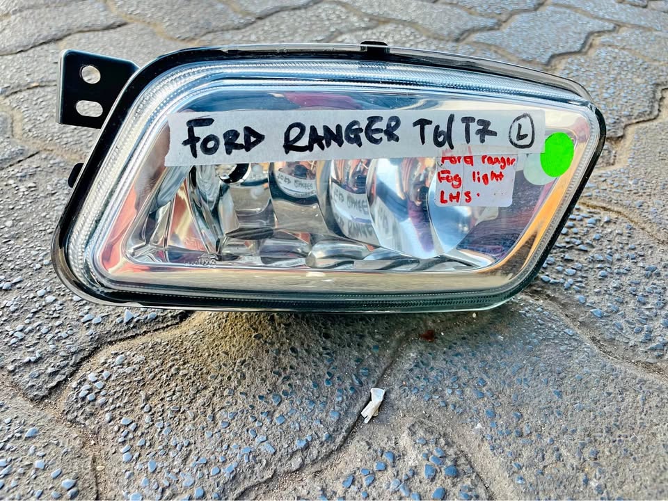 Ford Ranger T7 fog light - Private Seller Ford Ranger T7 fog light - Private Seller