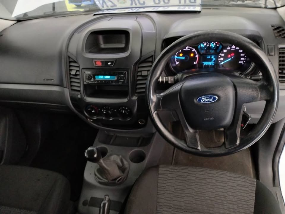 2014 FORD RANGER 2.2 4X2 EXTRA CAB WITH CANOPY MANUAL