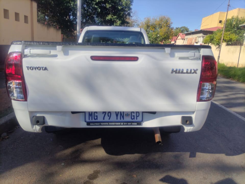 2023 Toyota hilux single cab 2.0 VVTI