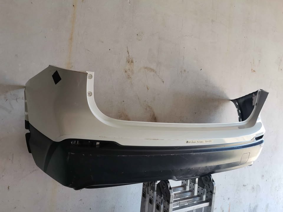 Nissan Qashqai back bumper 2018-2020 - Private Seller Nissan Qashqai back bumper 2018-2020 - Private Seller