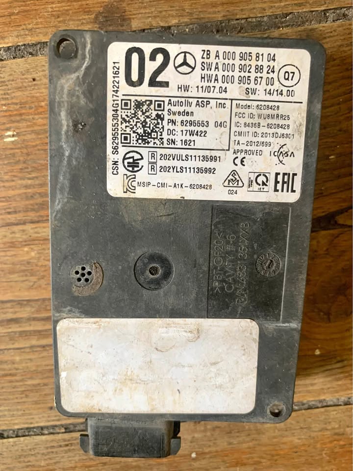 Mercedes Benz w205 radar sensor