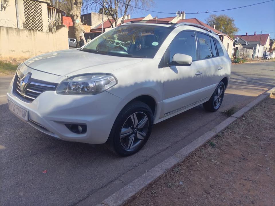 2013 Renault Koleos 2.2 Automatic