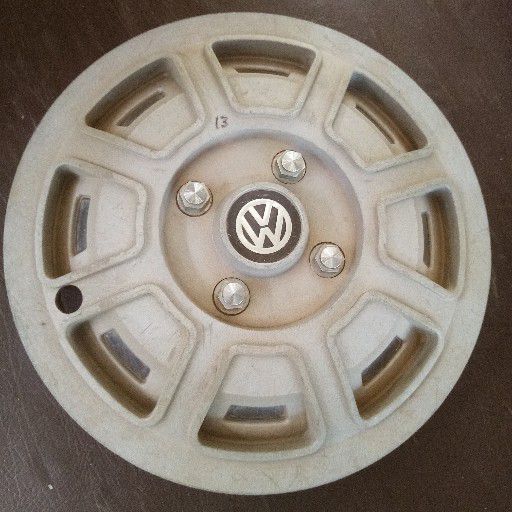 VW 13 inch wheel cap - Private Seller VW 13 inch wheel cap - Private Seller