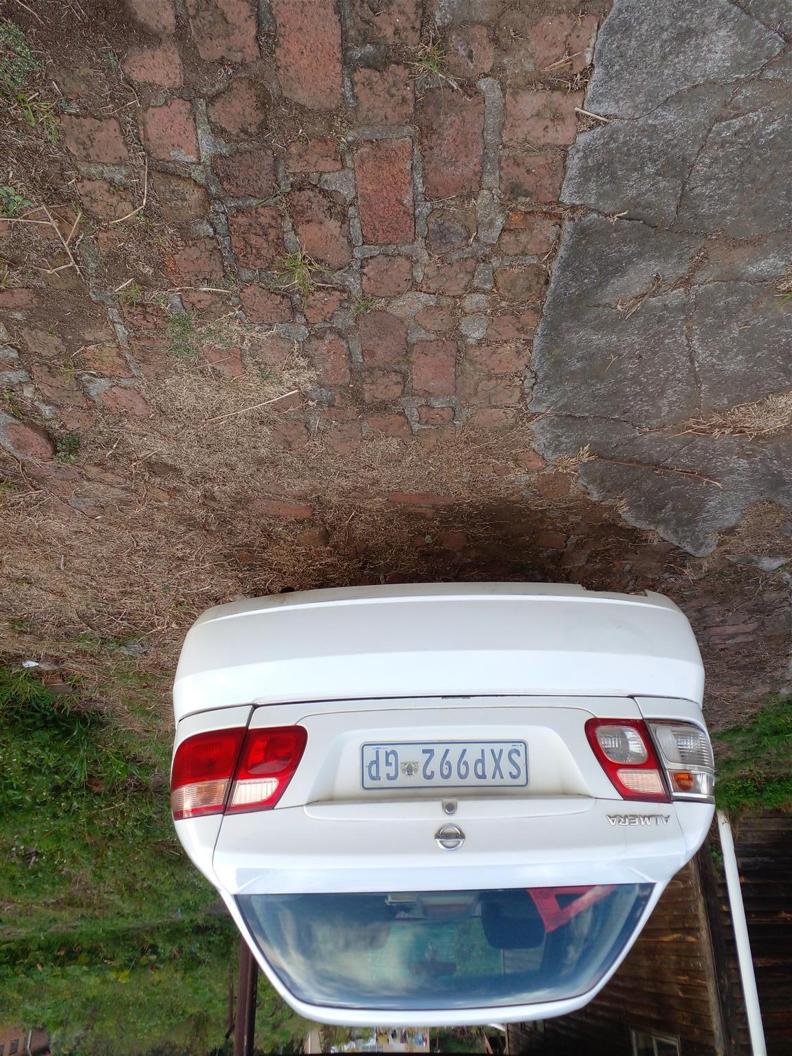 Nissan Almera