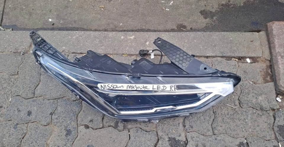 Nissan Magnite LED HEADLIGHT - Private Seller Nissan Magnite LED HEADLIGHT - Private Seller