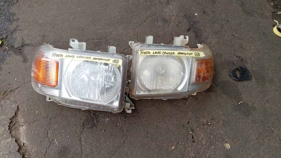 TOYOTA LAND CRUISER HEADLIGHT LH&RH - Private Seller TOYOTA LAND CRUISER HEADLIGHT LH&RH - Private Seller
