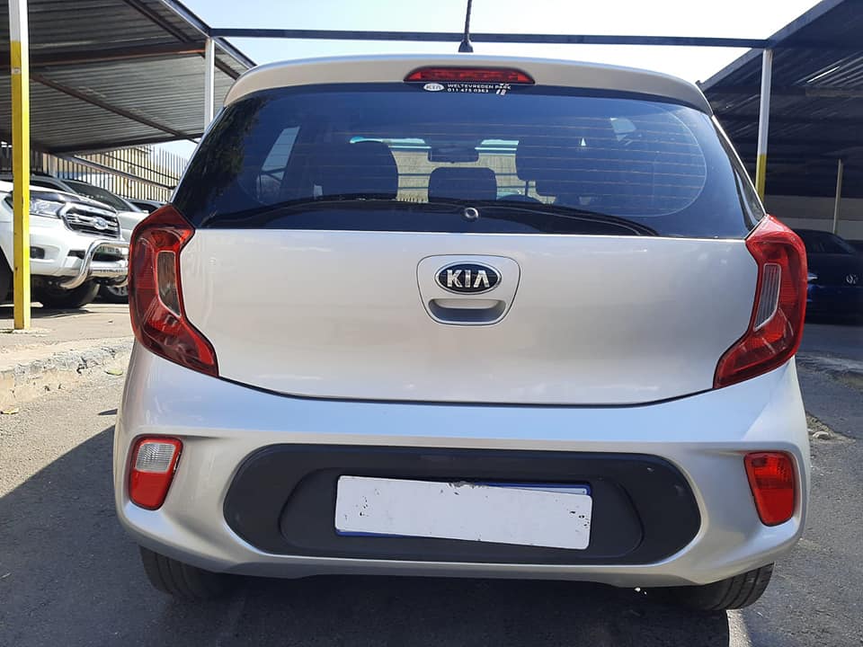 2021 Kia Picanto 1.0 with a Service book