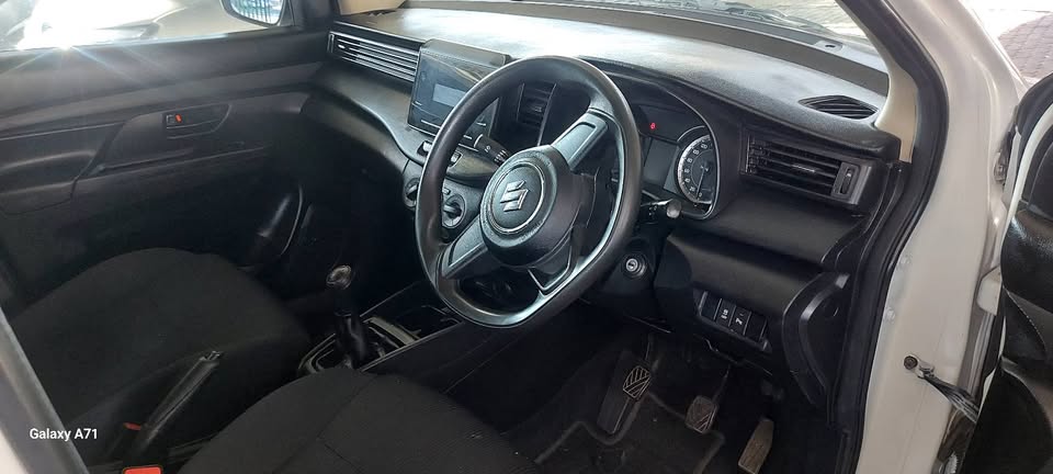 Suzuki Ertiga 1.5 manual petrol 7seater