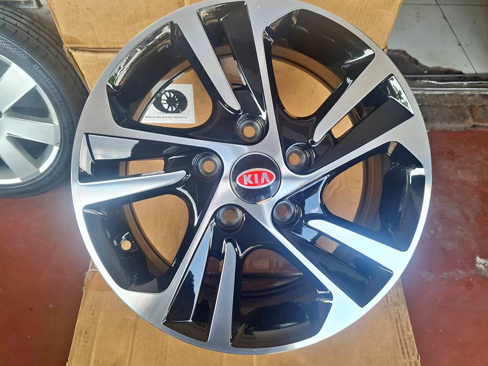 Kia Sonet Brand new mags size 16 pcd 5x114 ET40 - Private Seller Kia Sonet Brand new mags size 16 pcd 5x114 ET40 - Private Seller